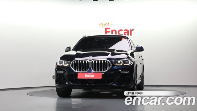 BMW X6 xDrive40i M Sport — пробег 98 249 км — фото 3 из 5