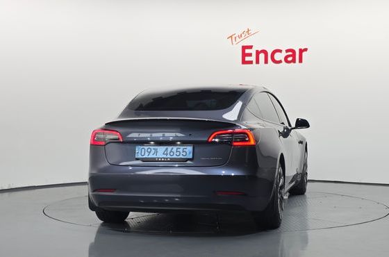 Tesla Model 3 Standard Range Plue RWD — пробег 82 621 км — фото 4 из 5