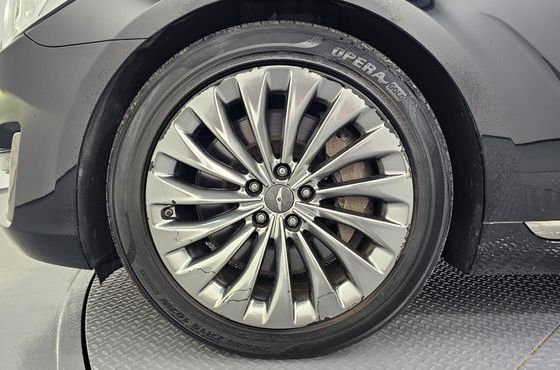 Genesis EQ900 3.3 T-GDI AWD Prestige — пробег 194 012 км — фото 5 из 5