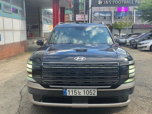Hyundai Palisade Gasoline 2.5T 2WD 9-Seater Calligraphy — пробег 18 000 км — фото 1 из 5