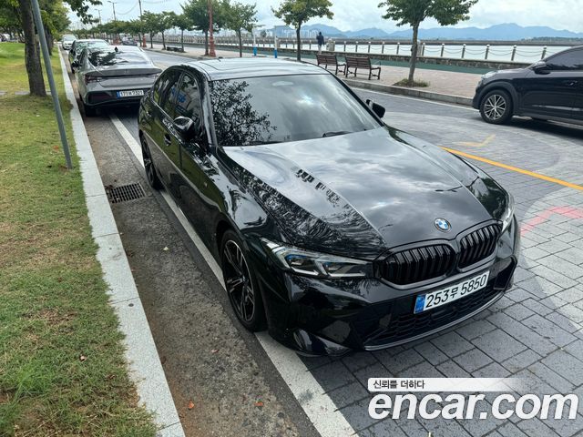 BMW 3-Series 320i M Sport — пробег 12 605 км — фото 3 из 5