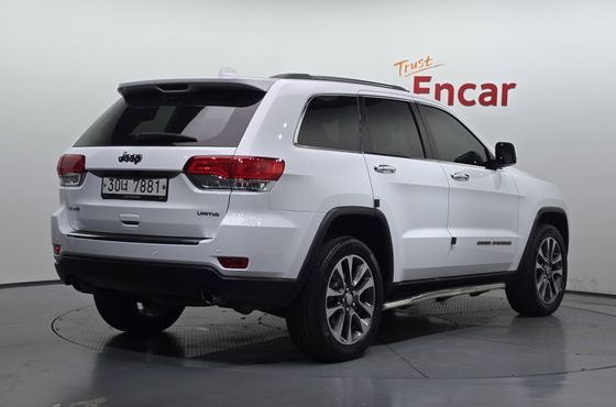 Jeep Cherokee 3.6 Limited WK2 — пробег 107 045 км — фото 2 из 5
