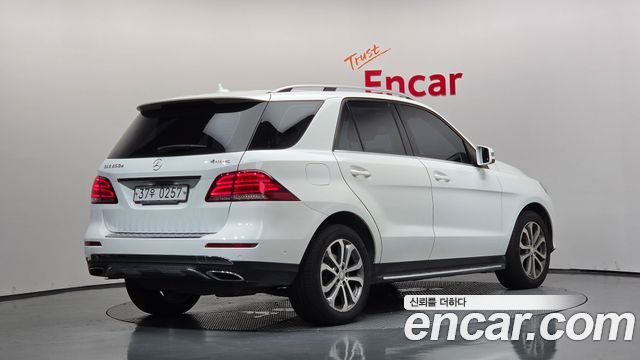Mercedes-Benz GLE-Class GLE250 d 4MATIC — пробег 85 560 км — фото 2 из 5