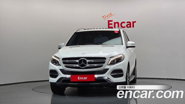 Mercedes-Benz GLE-Class GLE250 d 4MATIC — пробег 85 560 км — фото 3 из 5