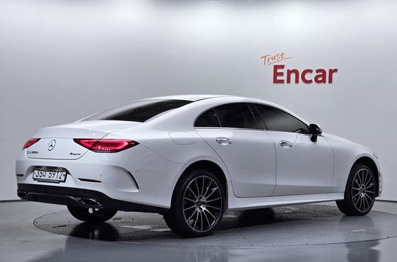 Mercedes-Benz CLS-Class CLS400d 4MATIC AMG Line — пробег 87 233 км — фото 2 из 5