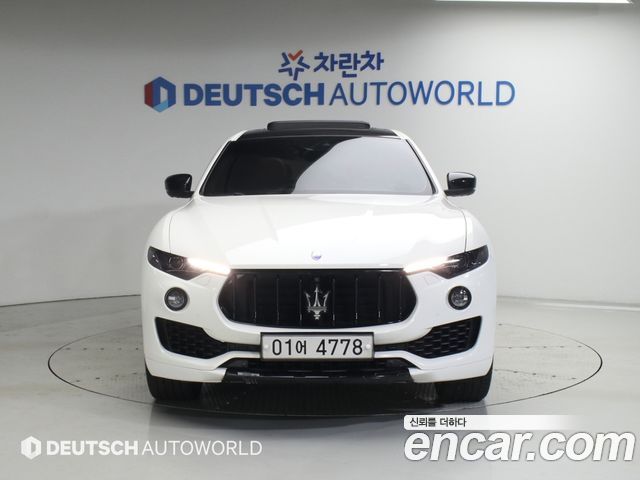 Maserati Levante 3.0 S AWD — пробег 118 789 км — фото 3 из 5