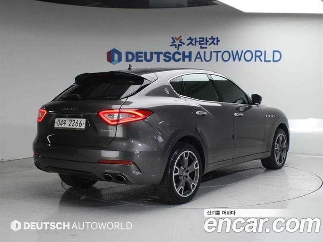 Maserati Levante из Кореи Encar