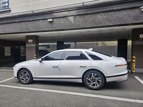 Hyundai Grandeur Premium — пробег 7 816 км — фото 5 из 5