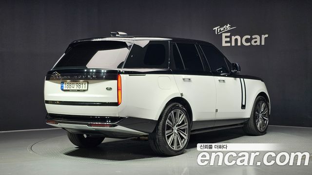 Land Rover Range Rover D350 Autobiography — пробег 103 060 км — фото 2 из 5