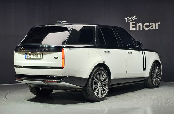 Land Rover Range Rover D350 Autobiography — пробег 103 060 км — фото 2 из 5