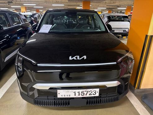 Kia EV3 Long Range 2WD AIr — пробег 1 км — фото 3 из 5
