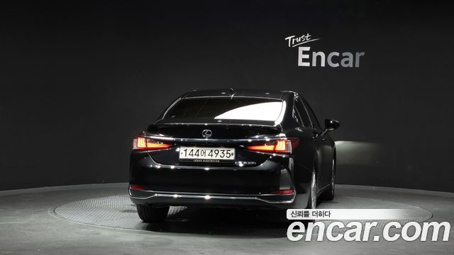Lexus ES Executive — пробег 96 236 км — фото 4 из 5