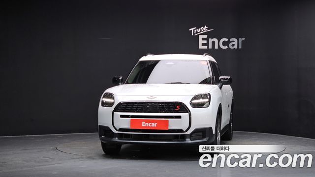Mini Countryman ALL4 Essential — пробег 2 198 км — фото 3 из 5