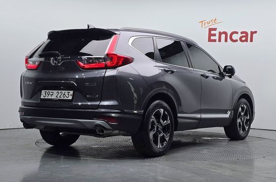 Honda CR-V 1.5 Touring 4WD — пробег 58 013 км — фото 2 из 5