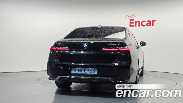 BMW i7 xDrive 60 M sport — пробег 50 761 км — фото 4 из 5