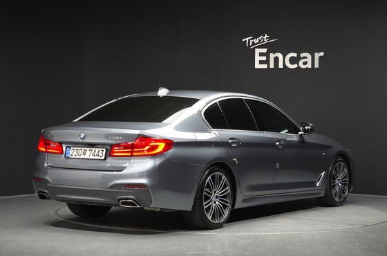 BMW 5-Series 530i xDrive M Sport Package Plus — пробег 63 034 км — фото 2 из 5