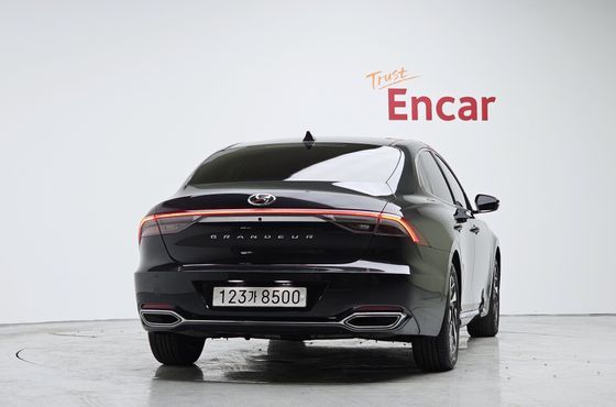 Hyundai Grandeur Premium Choice — пробег 100 907 км — фото 4 из 5