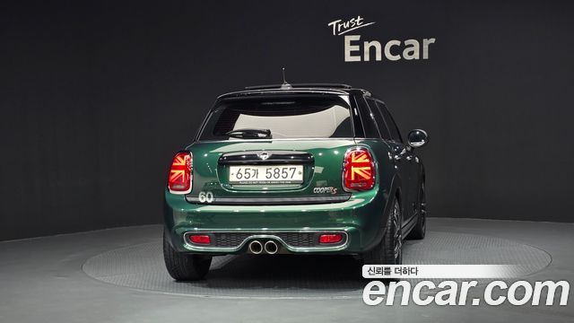 Mini Cooper 5Door Standard 3rd — пробег 82 426 км — фото 4 из 5