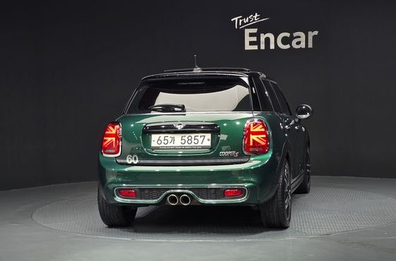Mini Cooper 5Door Standard 3rd — пробег 82 426 км — фото 4 из 5