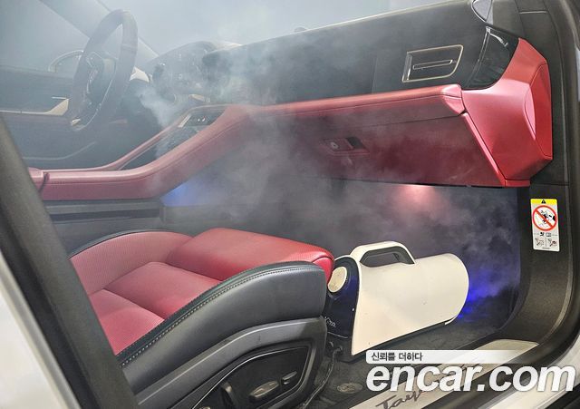 Porsche Taycan из Кореи Encar