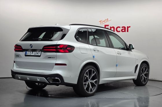BMW X5 xDrive 40i M Sport — пробег 31 272 км — фото 2 из 5