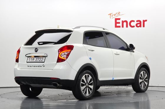 Ssangyong KORANDO 2.0 RX 2WD DLX — пробег 70 337 км — фото 2 из 5