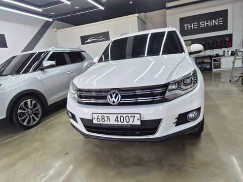 Volkswagen Tiguan 2.0 TDI Premium 5N — пробег 200 377 км — фото 3 из 5