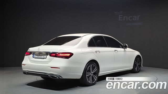 Mercedes-Benz E-Class E250 Avantgarde — пробег 55 345 км — фото 2 из 5