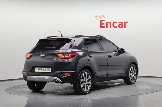 Kia Stonic Diesel 1.6 Trendy — пробег 155 778 км — фото 2 из 5