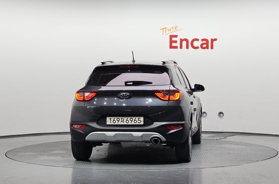 Kia Stonic Diesel 1.6 Trendy — пробег 155 778 км — фото 4 из 5