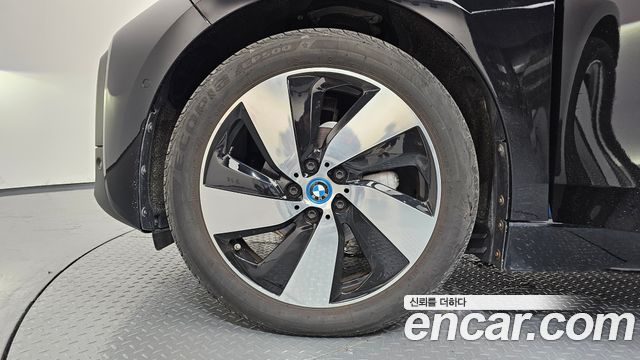 BMW i3 LUX — пробег 42 870 км — фото 5 из 5