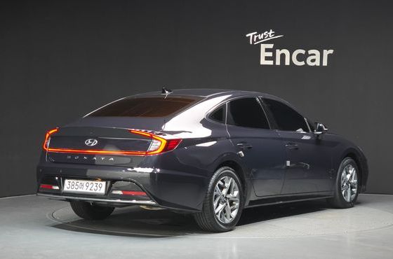 Hyundai Sonata 2.0 Premium Plus — пробег 71 080 км — фото 2 из 5