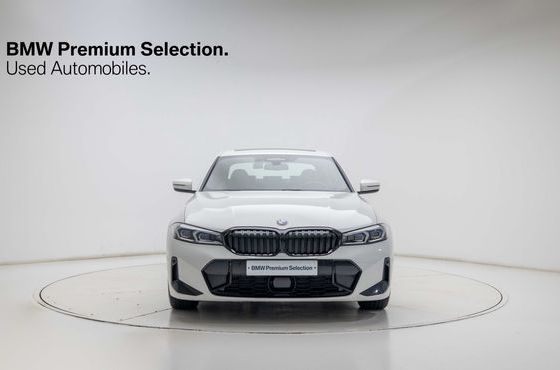 BMW 3-Series 320i M Sport — пробег 7 710 км — фото 3 из 5