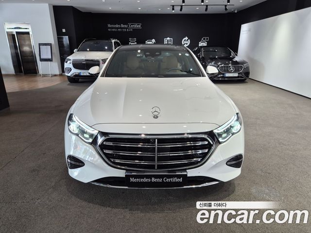 Mercedes-Benz E-Class E450 4MATIC Exclusive — пробег 18 км — фото 3 из 5