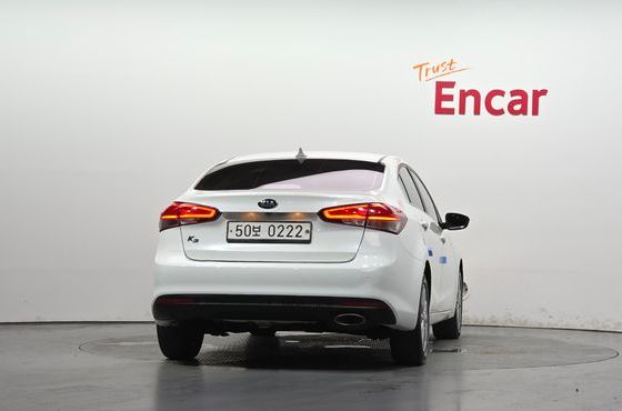 Kia K3 Trendy Style — пробег 93 148 км — фото 4 из 5