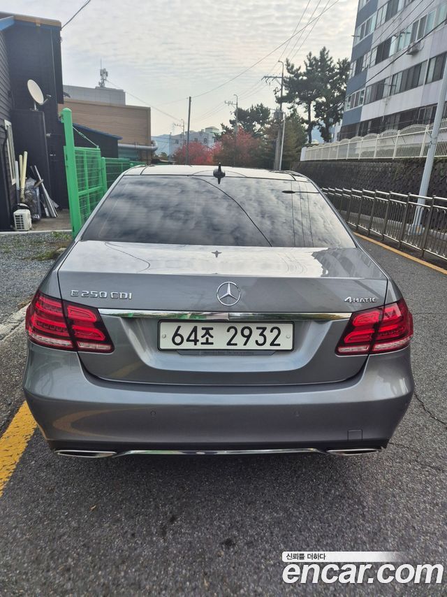 Mercedes-Benz E-Class E250 CDI 4MATIC — пробег 87 000 км — фото 2 из 5
