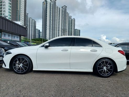Mercedes-Benz A-Class AMG A35 S AMG 4MATIC Sedan — пробег 52 000 км — фото 3 из 5