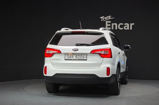 Kia Sorento Diesel 2.0 2WD Limited — пробег 103 436 км — фото 4 из 5