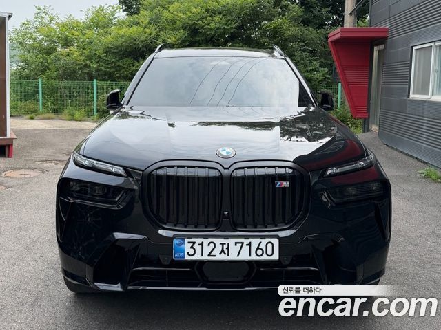 BMW X7 M60i xDrive M sport 6STR — пробег 16 800 км — фото 1 из 5