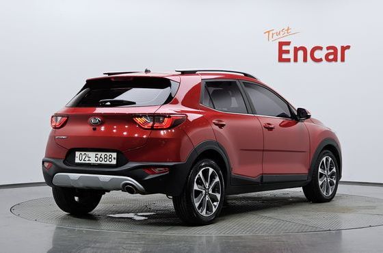 Kia Stonic Diesel 1.6 Trendy — пробег 177 895 км — фото 2 из 5