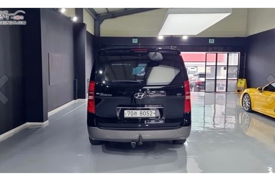 Hyundai Starex 11-Seater Wagon HVX VIP PACK — пробег 133 889 км — фото 4 из 5