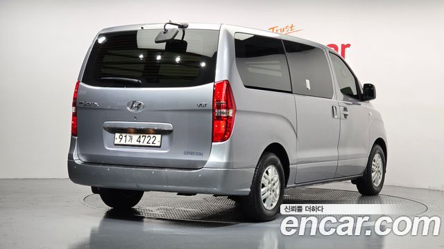 Hyundai Starex Van 3-Seater Smart — пробег 71 553 км — фото 2 из 5