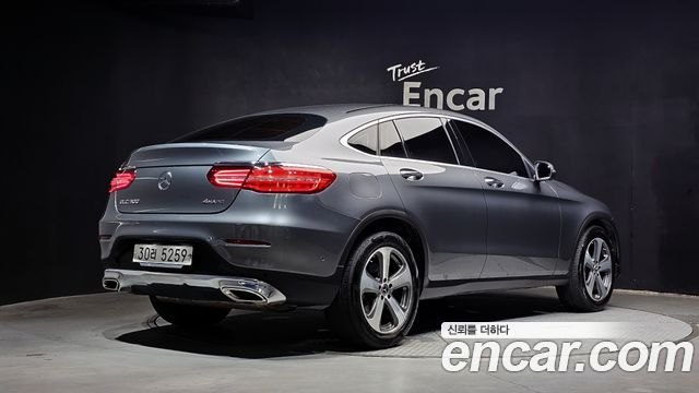 Mercedes-Benz GLC-Class GCL300 4MATIC Coupe — пробег 59 326 км — фото 2 из 5