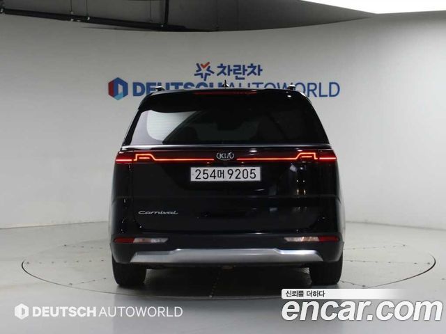 Kia Carnival из Кореи Encar