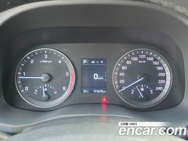 Hyundai Tucson Diesel 1.7 2WD Premium — пробег 181 000 км — фото 5 из 5