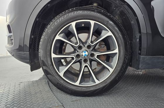 BMW X5 xDrive 30d — пробег 186 530 км — фото 5 из 5