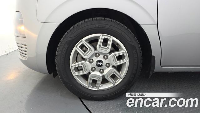 Hyundai Staria из Кореи Encar