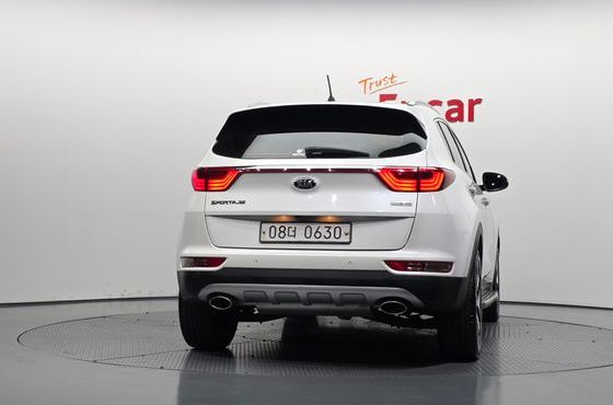 Kia Sportage Diesel 2WD Noblesse — пробег 205 443 км — фото 4 из 5