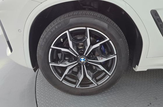 BMW X4 xDrive20i M Sport — пробег 31 883 км — фото 5 из 5