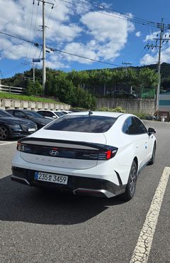 Hyundai Sonata Premium — пробег 1 800 км — фото 2 из 5